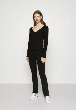 Nly by Nelly FLIRTY SET - Pantalon classique Prix d’Amis pantalons haute femme -Nly by Nelly boutique 088bd6aa80114b88b23f1ee672efe7f6