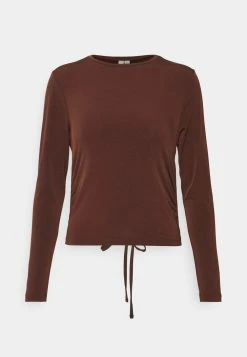 Nly by Nelly Prix Gelé EFFORTLESS BACK - Blouse chemises et blouses echancrure dos femme