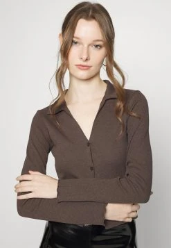 Qualité Supérieure Nly by Nelly EFFORTLESS BUTTON - Chemisier chemises & blouses col en v profond femme -Nly by Nelly boutique 0f31ca2bd29e4bc4bcaaad4aefef505f