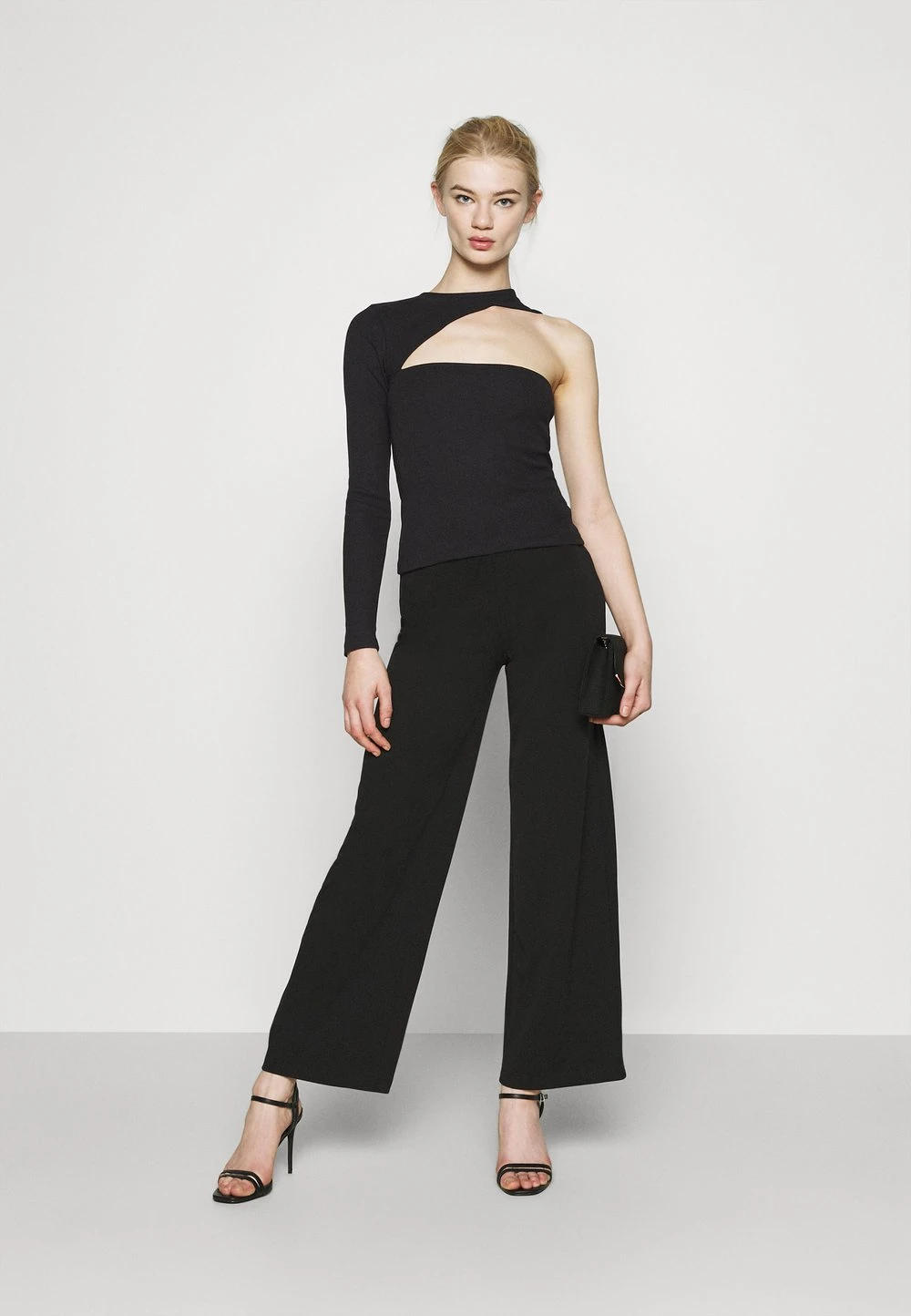 0ffeaeb1c1304f3b90f2bbc2f6542f5d.jpg Prix Acceptable Nly by Nelly EXTRA ASYMMETRIC - T-shirt à manches longues t-shirts et tops col rond femme -Nly by Nelly boutique 0ffeaeb1c1304f3b90f2bbc2f6542f5d