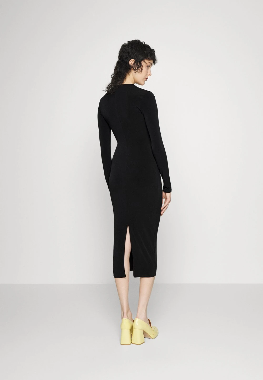 Nly by Nelly Qualité garantie 100% THIN STRAP DETAIL DRESS - Robe de soirée robes encolure large ronde femme 3 Nly by Nelly Qualité garantie 100% THIN STRAP DETAIL DRESS - Robe de soirée robes encolure large ronde femme