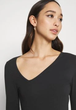 Nly by Nelly ASYMMETRIC - Blouse Marchandise de première qualité chemises et blouses col en v profond femme 5 Nly by Nelly ASYMMETRIC - Blouse Marchandise de première qualité chemises et blouses col en v profond femme -Nly by Nelly boutique 16876f145d634375927c064d24bfc00f