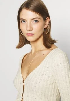 Nly by Nelly BUTTON DOWN CARDIGAN - Gilet Prix Bradés pulls et gilets col en v profond femme 5 Nly by Nelly BUTTON DOWN CARDIGAN - Gilet Prix Bradés pulls et gilets col en v profond femme -Nly by Nelly boutique 185244a25a954598ada34aa5cb1bf4e0