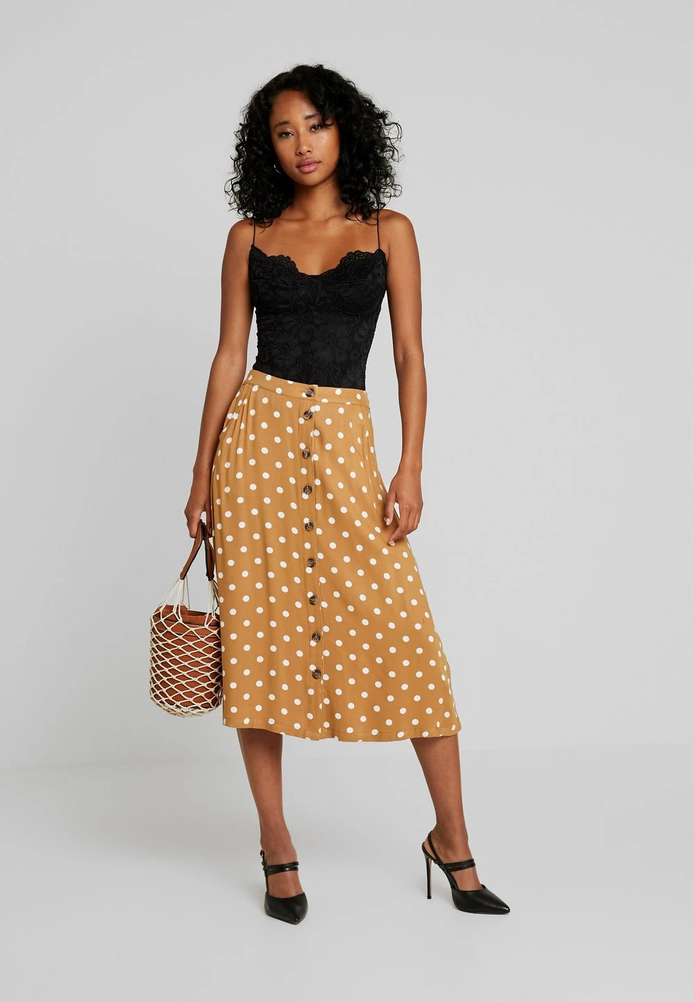 Nly by Nelly Soldes En Ligne STRAP BODYSUIT - Débardeur t-shirts et tops col en v profond femme 4 Nly by Nelly Soldes En Ligne STRAP BODYSUIT - Débardeur t-shirts et tops col en v profond femme – Image 2