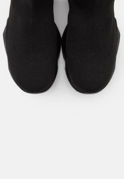 Nly by Nelly CHUNKY SOCK RUNNER - Baskets montantes Prix Acceptable sneakers rond femme -Nly by Nelly boutique 18df21e18af149f5a4b9c53af0bb1b75