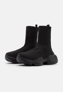 Nly by Nelly CHUNKY SOCK RUNNER - Baskets montantes Prix Acceptable sneakers rond femme -Nly by Nelly boutique 1c595153f7194bdc8093093cd99b069f