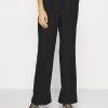 Nly by Nelly DRESSED SIDE SLIT PANTS - Pantalon classique Un Tarif Préférentiel pantalons haute femme 1 Nly by Nelly DRESSED SIDE SLIT PANTS - Pantalon classique Un Tarif Préférentiel pantalons haute femme -Nly by Nelly boutique 1ccf61fe407e4fcc93093f198e1c4f34