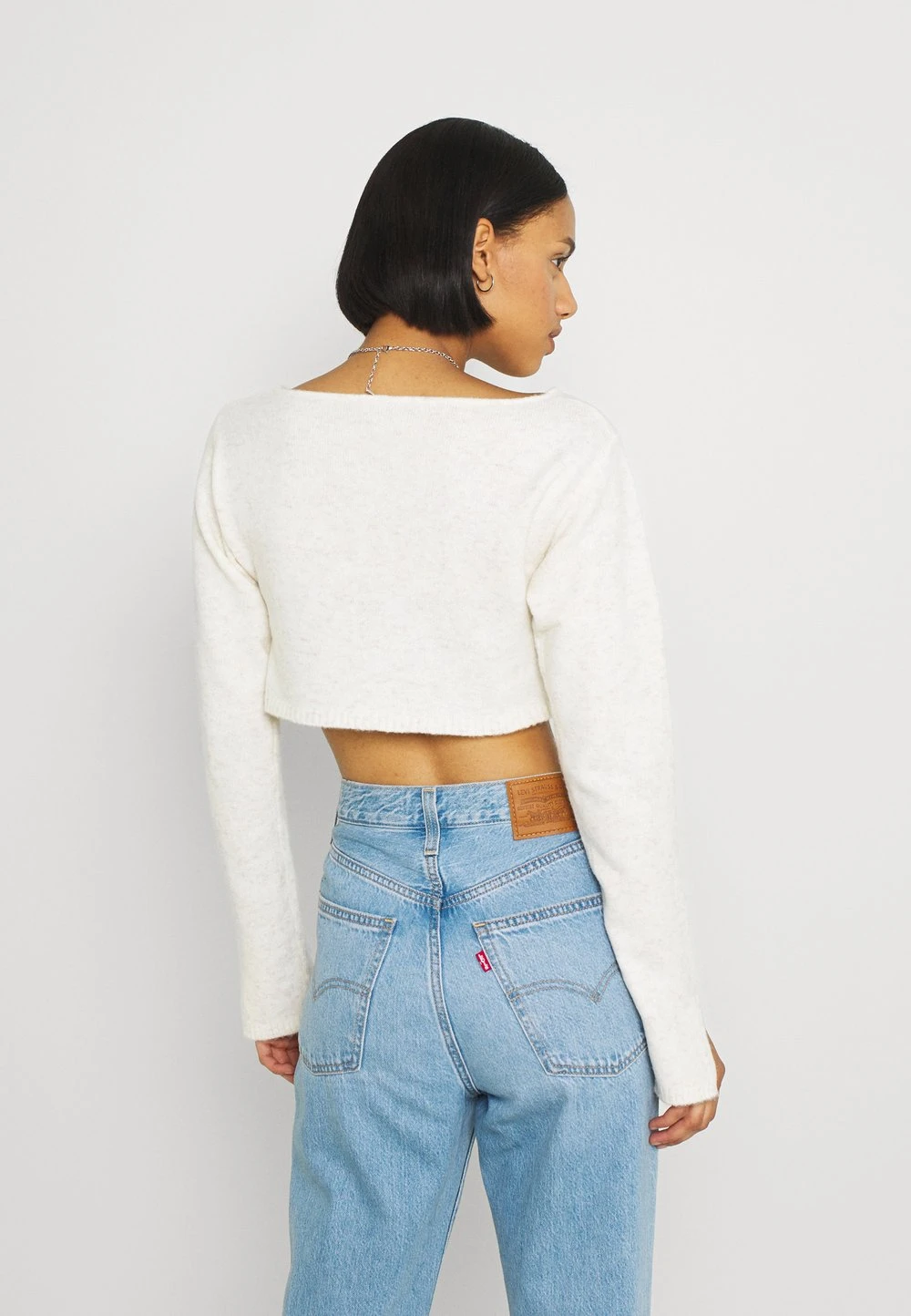 Nly by Nelly MINI CARDIGAN - Gilet Prix Discount pulls et gilets col en v profond femme 5 Nly by Nelly MINI CARDIGAN - Gilet Prix Discount pulls et gilets col en v profond femme – Image 3