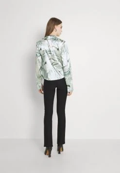 Prix Allégé Nly by Nelly Blouse chemises et blouses col b&eacute;nitier femme -Nly by Nelly boutique 1e95f414c2534070ab727fb5de5d8fcc