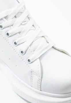 Première Qualité Nly by Nelly PERFECT - Baskets basses baskets & sneakers rond femme 4 Première Qualité Nly by Nelly PERFECT - Baskets basses baskets & sneakers rond femme -Nly by Nelly boutique 1ebc51f3ee1c407f81c1844b8170547b