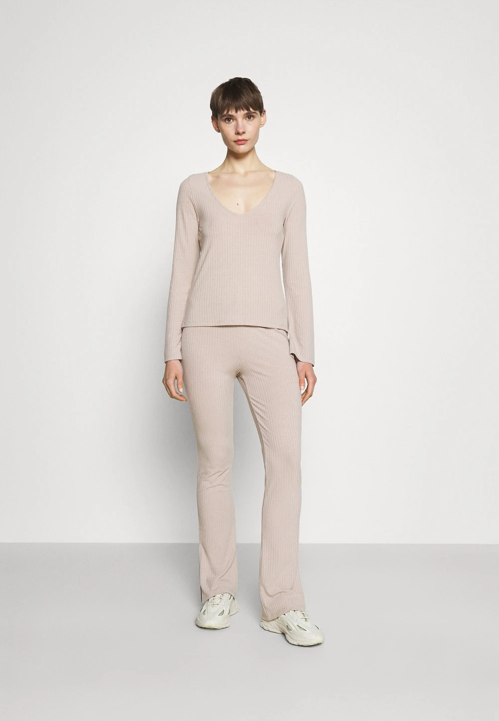 Nly by Nelly FLIRTY SET - Pantalon classique Plus Bas Prix De Vente pantalons haute femme 3 Nly by Nelly FLIRTY SET - Pantalon classique Plus Bas Prix De Vente pantalons haute femme