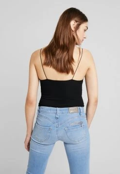 Nly by Nelly Prix Sacrifiés THIN STRAP - Débardeur t-shirts et tops col en v profond femme -Nly by Nelly boutique 20205637bc1741239d30fb1f8033e0fe