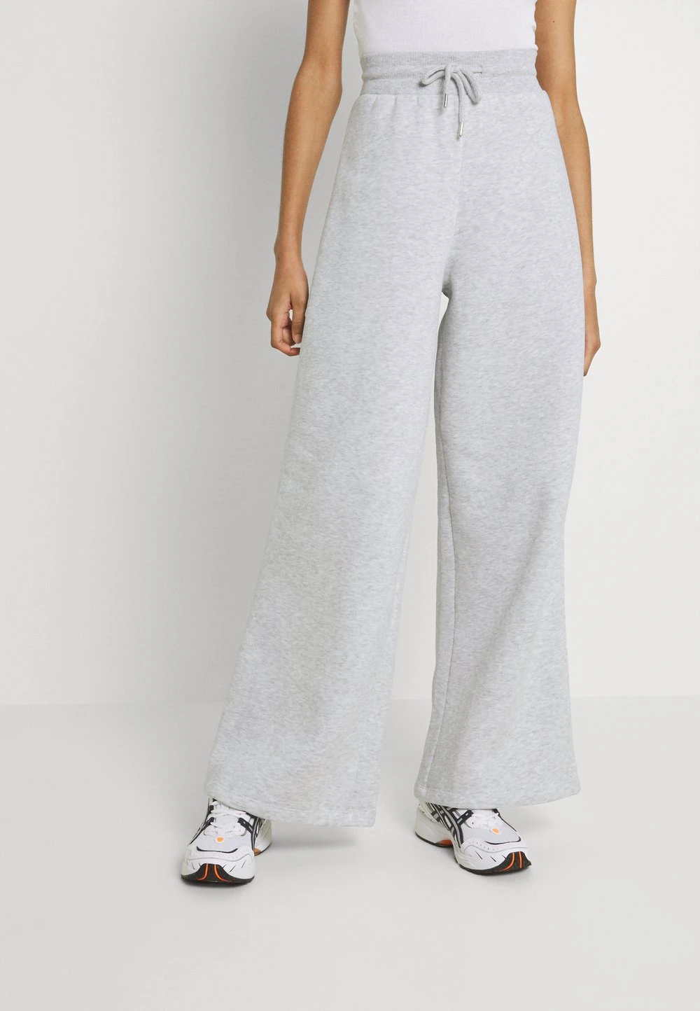 20c1176ea4854352bb293a3fc2563103.jpg Nly by Nelly MY BEST PANTS - Pantalon de survêtement Prix Distinctifs pantalons haute femme -Nly by Nelly boutique 20c1176ea4854352bb293a3fc2563103