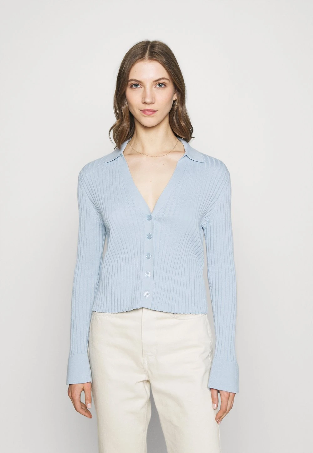 Nly by Nelly Produit de première qualité Gilet pulls et gilets col en v profond femme 3 Nly by Nelly Produit de première qualité Gilet pulls et gilets col en v profond femme