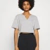 Nly by Nelly Qualité garantie 100% BASIC V CUT TEE - T-shirt imprimé t-shirts et tops col en v profond femme 1 Nly by Nelly Qualité garantie 100% BASIC V CUT TEE - T-shirt imprimé t-shirts et tops col en v profond femme -Nly by Nelly boutique 22a44de9ae4e49f7b64ad74a1f18f047