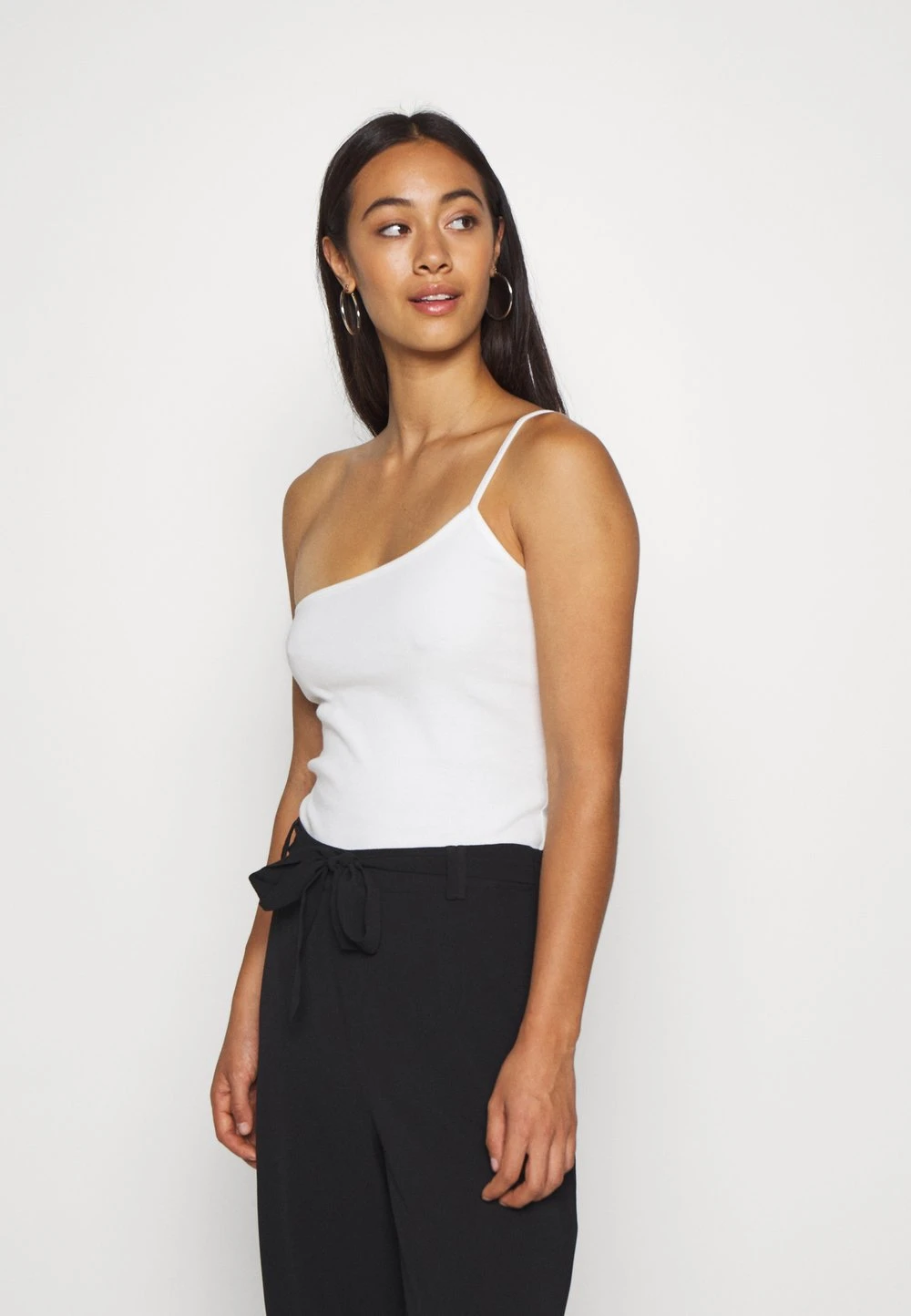 25ca3edece974dae86d6439863fe071e.jpg Nly by Nelly Se Vend Bas Prix ON YOUR SIDE - Débardeur t-shirts et tops couleur unie femme -Nly by Nelly boutique 25ca3edece974dae86d6439863fe071e