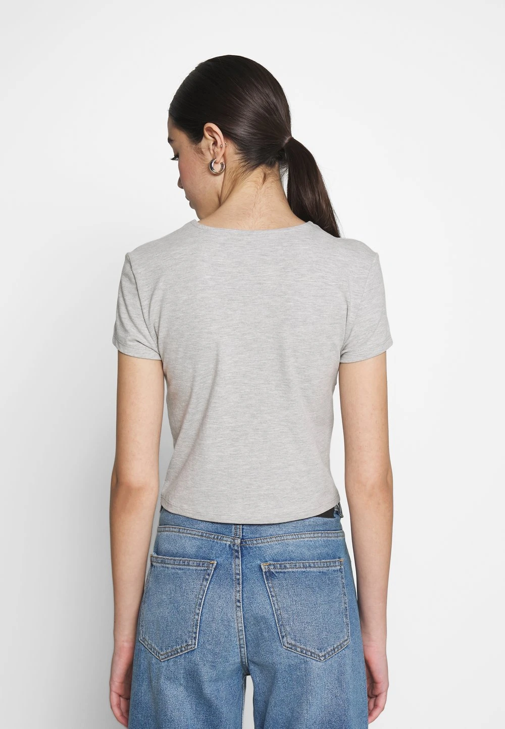 Prix Usine Nly by Nelly PERFECT CROPPED TEE - T-shirt basique t-shirts et tops col rond femme 5 Prix Usine Nly by Nelly PERFECT CROPPED TEE - T-shirt basique t-shirts et tops col rond femme – Image 3