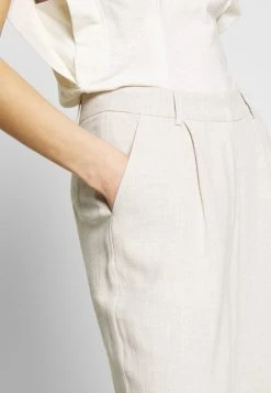 Nly by Nelly LOOSE PANTS - Pantalon classique Prix Sacrifiés pantalons haute femme 11 Nly by Nelly LOOSE PANTS - Pantalon classique Prix Sacrifiés pantalons haute femme -Nly by Nelly boutique 26c6b055bec54903876feb00ff68f9b4