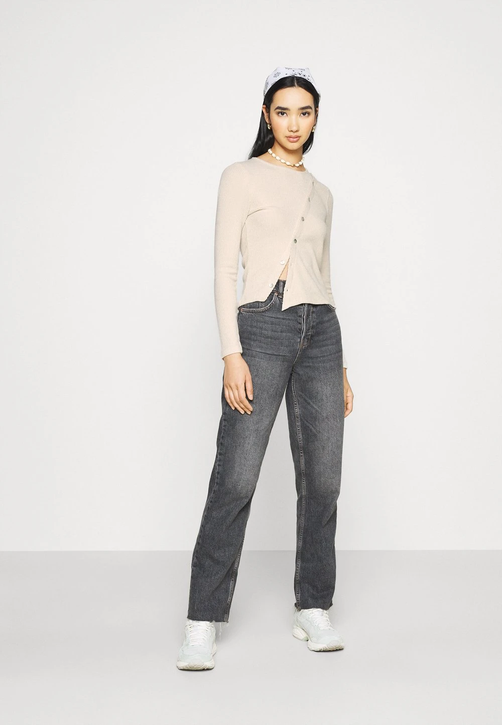 Nly by Nelly Prix Accessible Gilet pulls et gilets col rond femme 4 Nly by Nelly Prix Accessible Gilet pulls et gilets col rond femme – Image 2