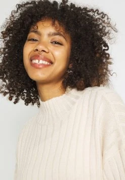 Nly by Nelly CROPPED TURTLE NECK - Pullover Prix Raisonnable pulls et gilets col officier femme 14 Nly by Nelly CROPPED TURTLE NECK - Pullover Prix Raisonnable pulls et gilets col officier femme -Nly by Nelly boutique 308c512732694252b994c022030aa96e