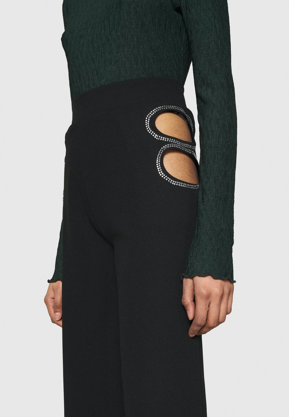 Nly by Nelly CUT OUT PANTS - Pantalon classique Prix Acceptable pantalons haute femme 9 Nly by Nelly CUT OUT PANTS - Pantalon classique Prix Acceptable pantalons haute femme – Image 7