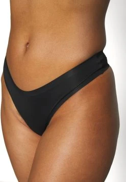 Nly by Nelly SEAMLESS THONG 2 PACK - String 50% Off De Vente lingerie sans coutures femme 13 Nly by Nelly SEAMLESS THONG 2 PACK - String 50% Off De Vente lingerie sans coutures femme -Nly by Nelly boutique 335da35c28644dd7b9e562c69dfe5341