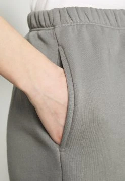 Nly by Nelly COZY PANTS - Pantalon de survêtement Prix Usine pantalons haute femme -Nly by Nelly boutique 354041d9d4a2472f9de9a6599872cc22