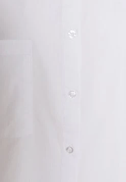 Nly by Nelly MY BOYFRIEND - Blouse Prix Incroyables chemises et blouses col chemise femme 9 Nly by Nelly MY BOYFRIEND - Blouse Prix Incroyables chemises et blouses col chemise femme -Nly by Nelly boutique 3658a96cd54f487c9fc5d78f7f80daf2