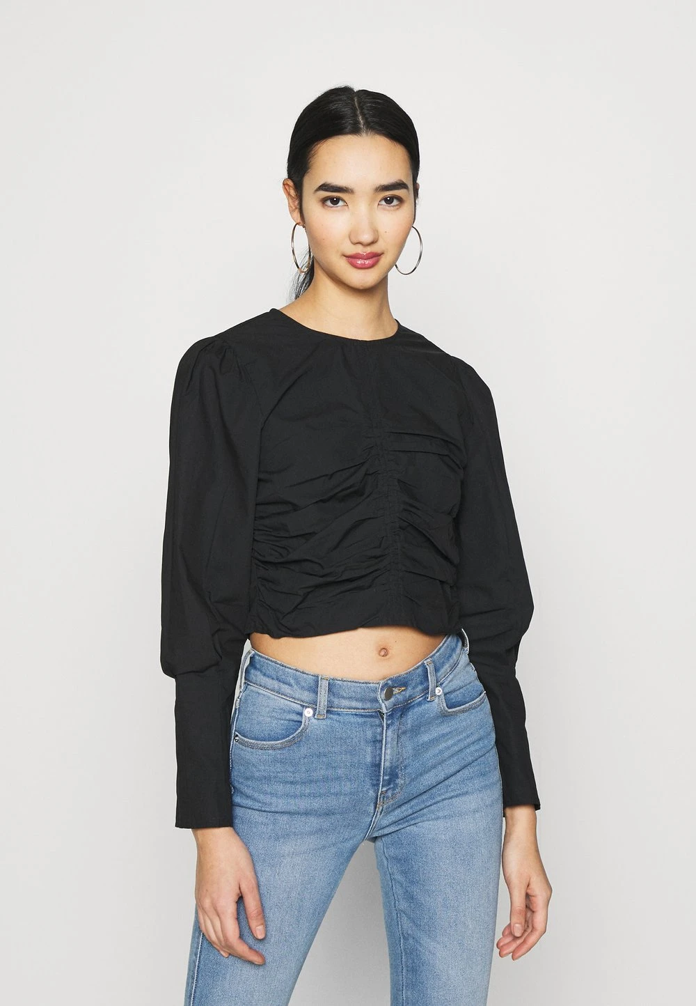 3752416079234d90a601c55ed215abbb.jpg Discount En Ligne Nly by Nelly WANTED RUCHE - Blouse chemises et blouses col rond femme -Nly by Nelly boutique 3752416079234d90a601c55ed215abbb