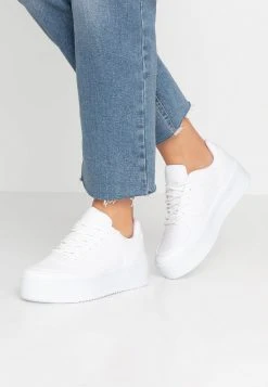 Prix Raisonnable Nly by Nelly FLIRTY PLATFORM - Baskets basses baskets & sneakers rond femme