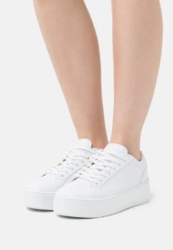 Nly by Nelly YOUTH PLATFORM - Baskets basses qualité absolue sneakers rond femme