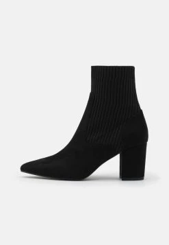 Prix Malin Nly by Nelly BLOCK HEEL BOOT - Bottines pointu femme 15 Prix Malin Nly by Nelly BLOCK HEEL BOOT - Bottines pointu femme -Nly by Nelly boutique 3df64bf712bf4f3986f1119e4883ac3d