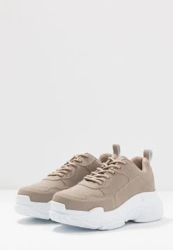 Nly by Nelly Bas Prix PERFECT CHUNKY - Baskets basses sneakers rond femme -Nly by Nelly boutique 3e19a95b64e64bcc8c79a80e9e73f177