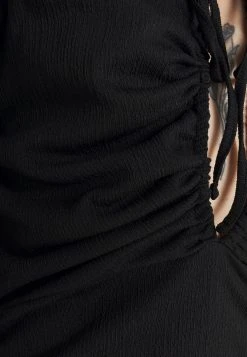 Nly by Nelly GORGEOUS KEYHOLE DRESS - Robe de soirée Marchandise de première qualité robes col en v profond femme -Nly by Nelly boutique 3ebf42f4681d4604a3b21d8a593193ea