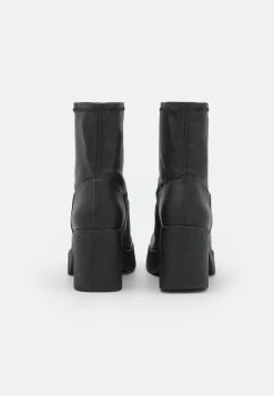 Petit Prix Nly by Nelly SORRY NOT SORRY BOOT - Bottines à plateau rond femme 5 Petit Prix Nly by Nelly SORRY NOT SORRY BOOT - Bottines à plateau rond femme -Nly by Nelly boutique 3fe1b9a7b9f74e788c35e19287b63cea