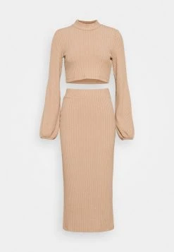 Nly by Nelly CROPPED SKIRT SET - Jupe crayon Prix Dynamité jupes col officier femme 16 Nly by Nelly CROPPED SKIRT SET - Jupe crayon Prix Dynamité jupes col officier femme -Nly by Nelly boutique 448cc317c07746239762c11551a37000