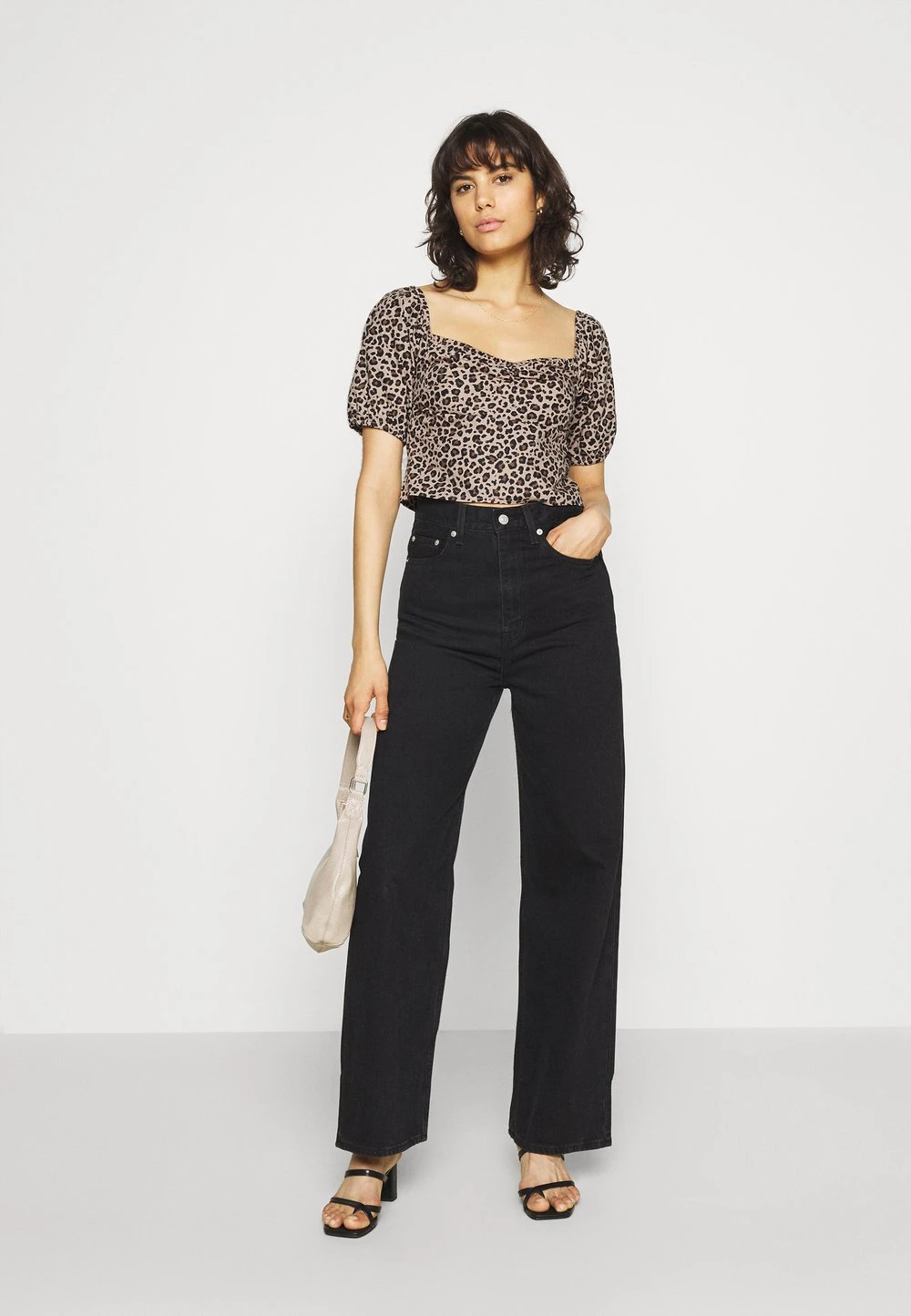 Nly by Nelly Prix Sacrifiés DREAM ALONG - Blouse chemises et blouses carmen femme 4 Nly by Nelly Prix Sacrifiés DREAM ALONG - Blouse chemises et blouses carmen femme – Image 2