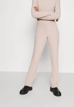 Nly by Nelly excellente qualité WAIST FOCUS SET - Pullover pulls et gilets haute femme -Nly by Nelly boutique 468a5c0505cd457ba8ee3b089bc4fdb4