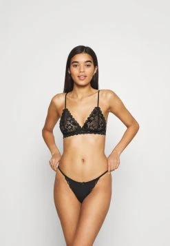 Nly by Nelly Prix Dégriffé ADORE ME THONG 3-PACK - String lingerie haute femme