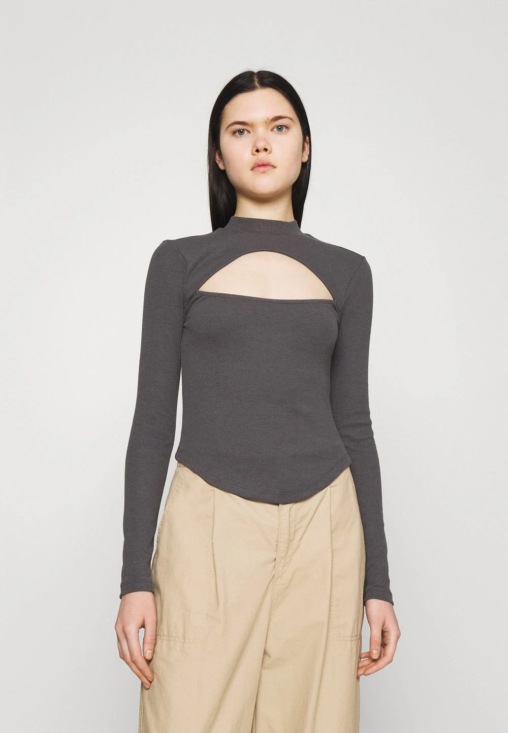 4c1e7fa5d2694b9d92974057c999e10a.jpg Rabais Nly by Nelly CURVED HEM KEYHOLE - T-shirt à manches longues t-shirts et tops col officier femme -Nly by Nelly boutique 4c1e7fa5d2694b9d92974057c999e10a