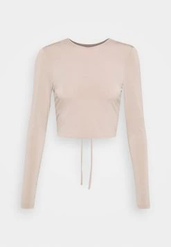 Nly by Nelly Prix Favorable EFFORTLESS CRISS CROSS - T-shirt à manches longues t-shirts et tops echancrure dos femme