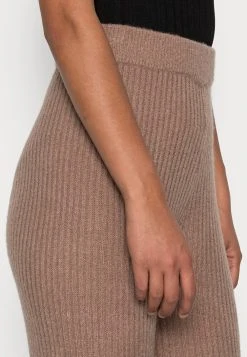 Nly by Nelly Prix Distinctifs COMFY PANTS - Pantalon classique pantalons haute femme -Nly by Nelly boutique 4e7037e579ca471cb93d8eac55c115f1