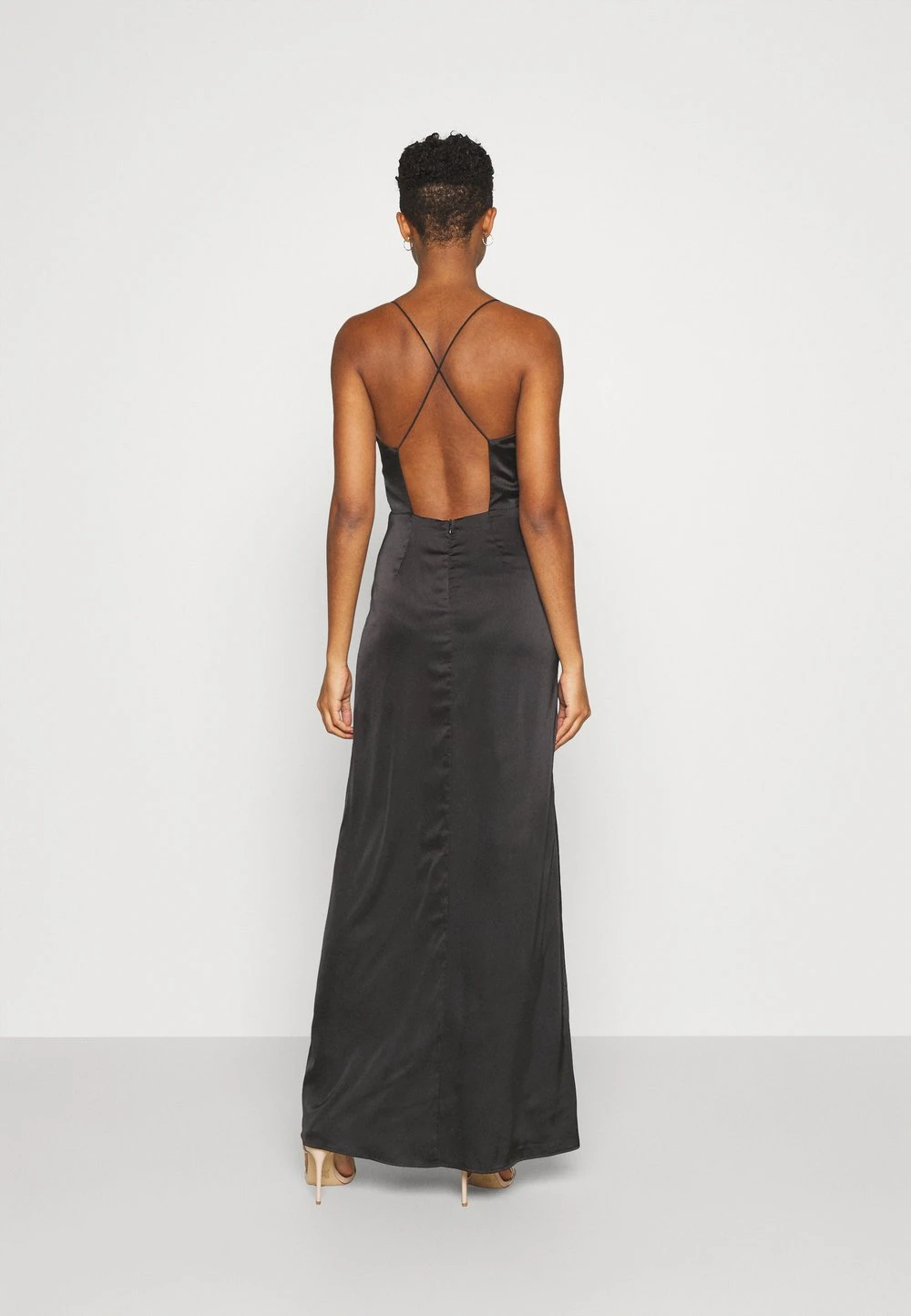 Promos Nly by Nelly WATERFALL MERMAID GOWN - Robe de cocktail robes echancrure dos femme 5 Promos Nly by Nelly WATERFALL MERMAID GOWN - Robe de cocktail robes echancrure dos femme – Image 3