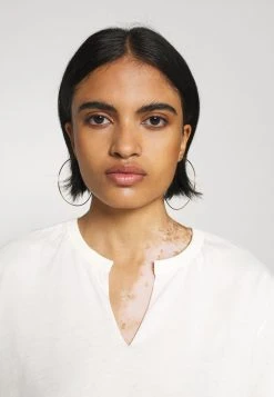 Nly by Nelly Prix Avantageux BASIC V CUT TEE - T-shirt imprimé t-shirts et tops col en v profond femme -Nly by Nelly boutique 51440e40c216463b9c4995a0fa2e1330