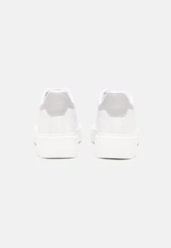 Nly by Nelly Prix Favorable CARE LESS - Baskets basses sneakers rond femme 12 Nly by Nelly Prix Favorable CARE LESS - Baskets basses sneakers rond femme -Nly by Nelly boutique 55c1d68d53374d179667dc09f4c87700