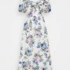 Nly by Nelly Prix Raisonnable PRECIOUS FLORAL DRESS - Robe de soirée robes echancrure dos femme