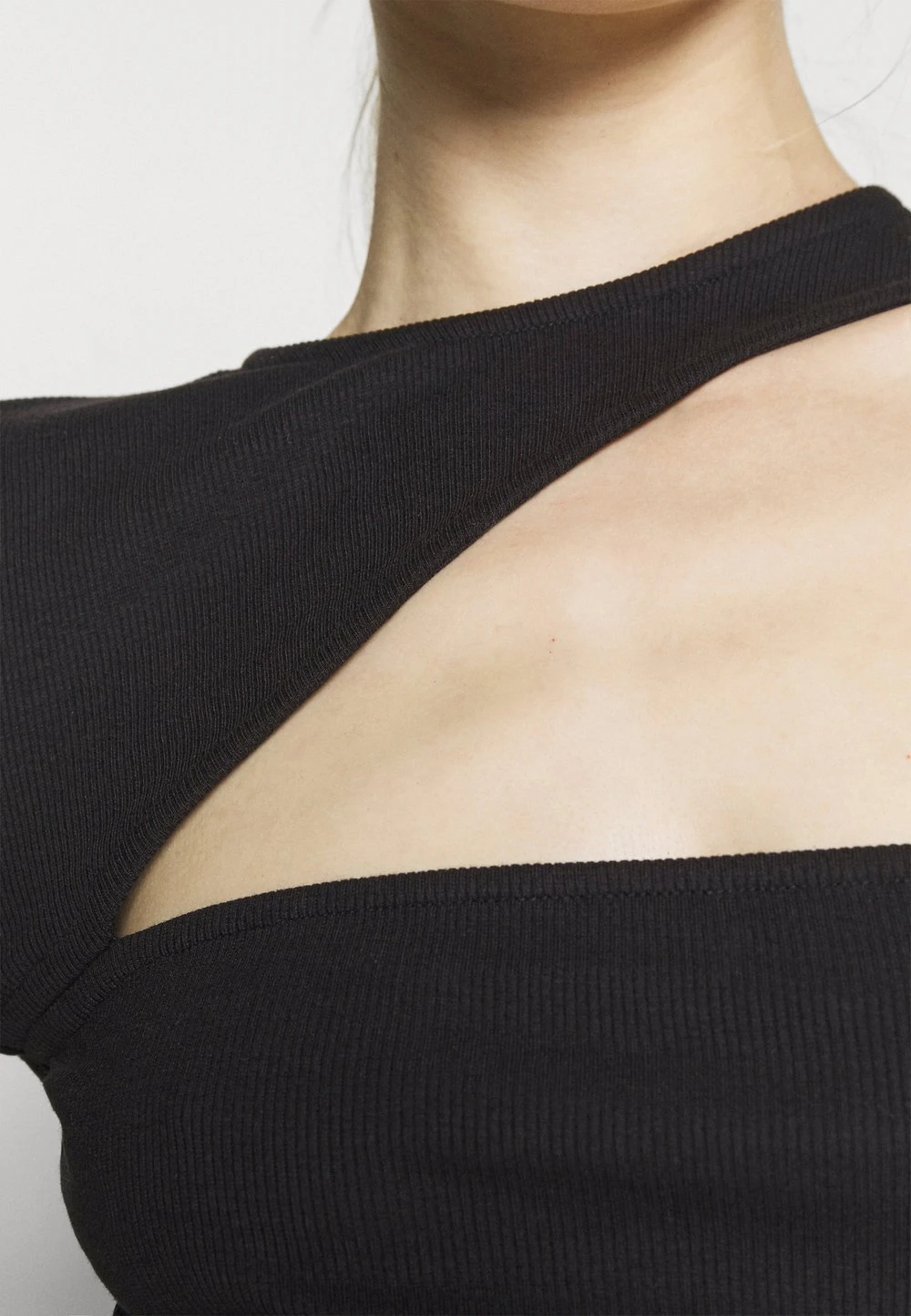 563f4b971f7e491683202c3a1edc6bc1.jpg Prix Acceptable Nly by Nelly EXTRA ASYMMETRIC - T-shirt à manches longues t-shirts et tops col rond femme -Nly by Nelly boutique 563f4b971f7e491683202c3a1edc6bc1