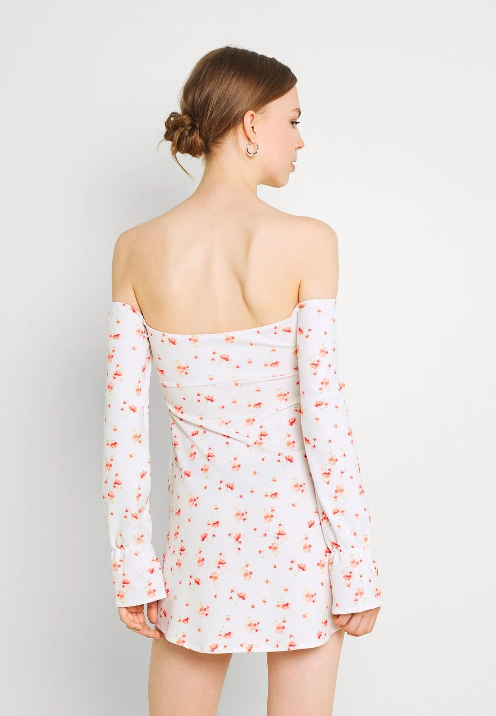 Nly by Nelly excellente qualité OFF SHOULDER PRINT DRESS - Robe en jersey robes carmen femme 5 Nly by Nelly excellente qualité OFF SHOULDER PRINT DRESS - Robe en jersey robes carmen femme – Image 3