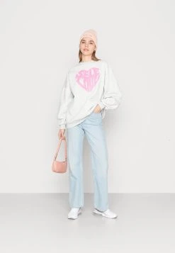 Nly by Nelly SELF LOVE OVERSIZE - Sweatshirt Prix Allégé sweats & sweats à capuche col rond femme 8 Nly by Nelly SELF LOVE OVERSIZE - Sweatshirt Prix Allégé sweats & sweats à capuche col rond femme -Nly by Nelly boutique 5bc99cba9297455c9b443c7801797b6e