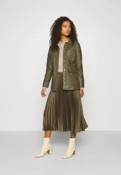 Promos Nly by Nelly SO FLUFFY - Pullover pulls et gilets col rond femme 9 Promos Nly by Nelly SO FLUFFY - Pullover pulls et gilets col rond femme -Nly by Nelly boutique 5d423a2737d9437dbd1cf8f2573e9da3